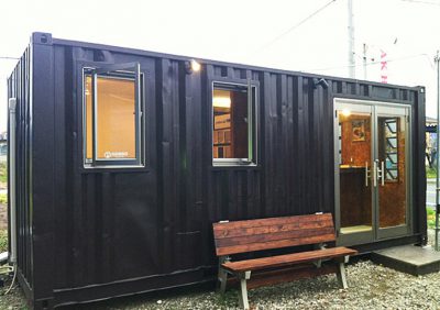 エーケーホームのコンテナハウス施工事例1